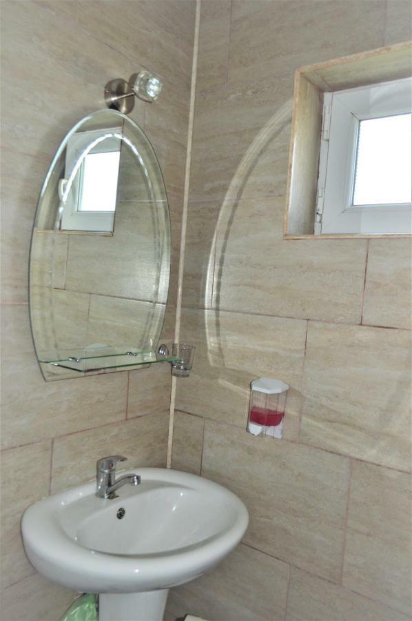 Отель Casa Gia Костинешти Экстерьер фото